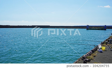 Scenery of Yoshida-cho, Haibara-gun, Shizuoka Prefecture (angler's fishing rod) 104204735