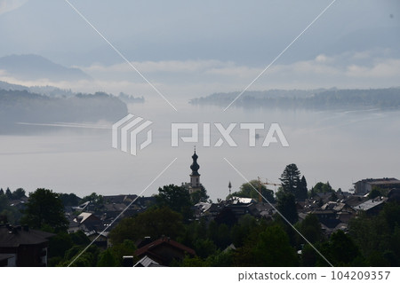 Salzkammergut Salzkammergut 104209357