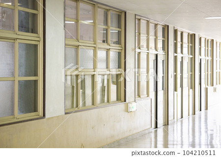 School classroom 104210511