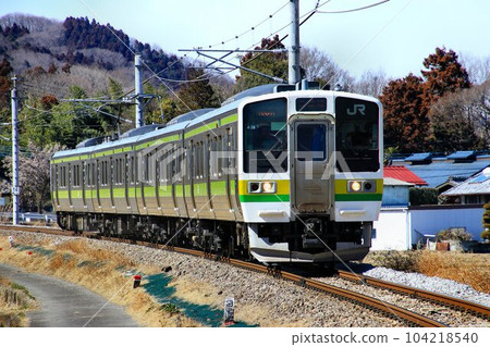 This is the Hot Spring Highway!? Access to Gunma's Okuzashiki and Hot Spring Village Go on the "Azuma Line"... The 211 series train on the Yagasuri Line This is the Hot Spring Highway!? Access to Gunma's Okuzashiki and Hot Spring Village Go on the "Azuma Line"... The 211 series train on the Yagasuri Line 104218540