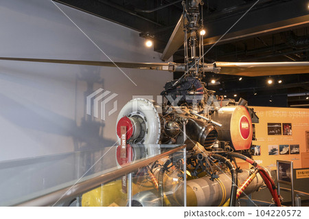 海上自衛隊吳博物館展出的艦載反潛無人直升機(DASH) 海上自衛隊吳博物館展出的艦載反潛無人直升機(DASH) 104220572