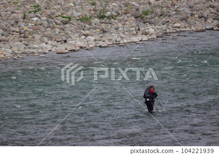 Mononobe River angler 104221939