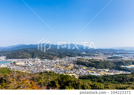 View of Amakusa City from Jumanzan Park Observatory [Amakusa City, Kumamoto Prefecture] 104223371