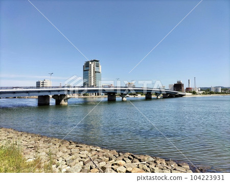 View of Shinjiko Bridge from Matsue City Hall 104223931