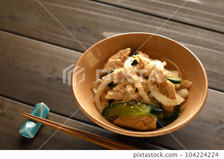 新洋蔥和雞柳醬 新洋蔥和雞柳醬 104224224