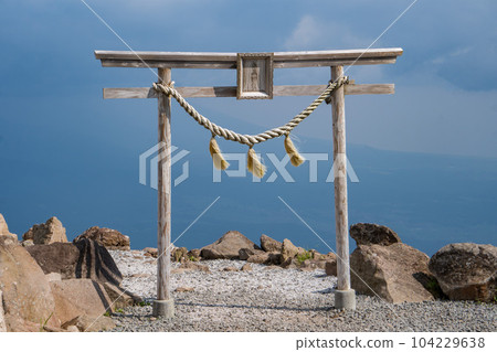 車山神社鳥居【車山高原】長野縣茅野市 車山神社鳥居【車山高原】長野縣茅野市 104229638