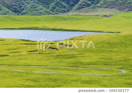 [熊本縣] 壯麗的阿蘇火山口草千里濱海灘 104230177