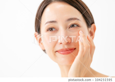 Beauty eyes 104231595