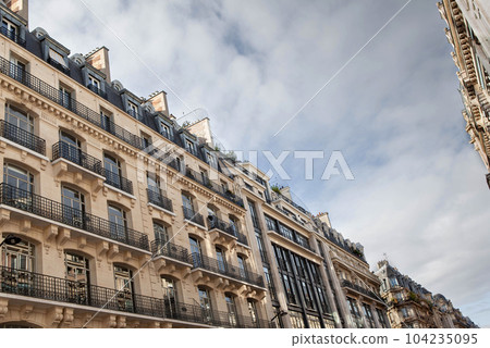 Perspective and facades of a cityscape 104235095