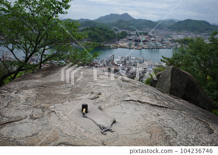 千光寺院內的絨球岩 千光寺院內的絨球岩 104236746