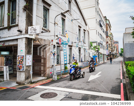 台北：赤峰街，獨特的裝修店聚集地 104236999