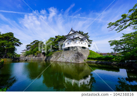Shibata Castle on a sunny morning (Shibata City, Niigata Prefecture) Shibata Castle on a sunny morning (Shibata City, Niigata Prefecture) 104238816