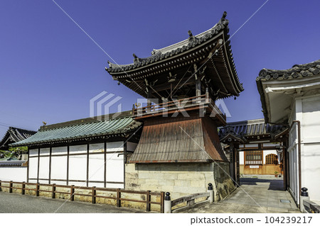 Castle Town Tatsuno, Nyoraiji Temple Bell Tower, Tatsuno City, Hyogo Prefecture 104239217