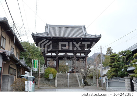 太馬寺的門（太馬寺）（奈良縣葛城市太馬） 104242395