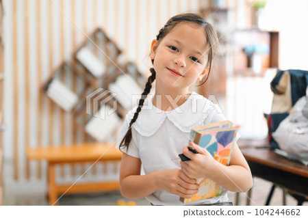 Back to school, Kids with education knowledge Back to school, Kids with education knowledge 104244662