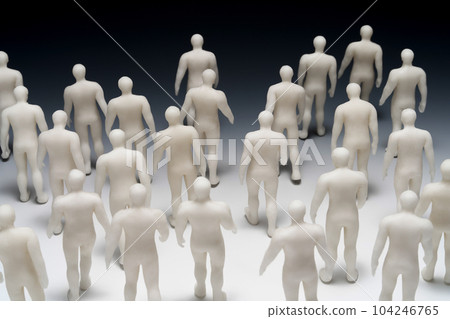 很多人向後看 104246765