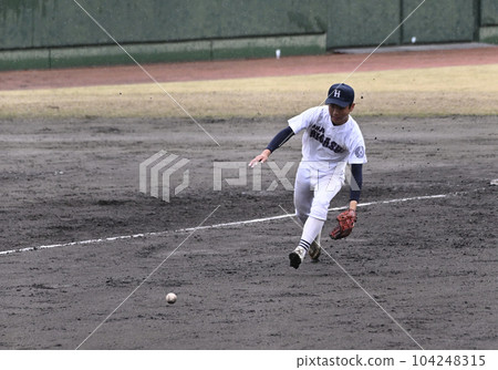 high school baseball high school baseball 104248315