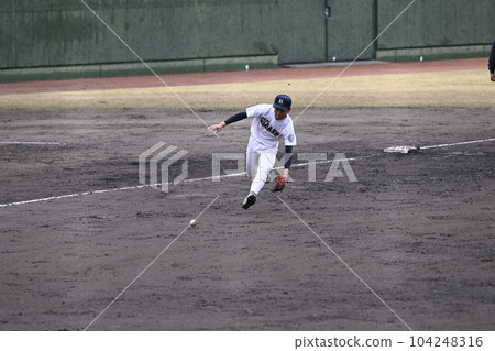 high school baseball high school baseball 104248316