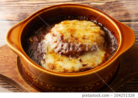 Hamburger curry doria Hamburger curry doria 104251326
