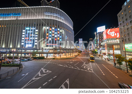 [Osaka] Night view around Yodobashi Umeda [Urban landscape] 104253225