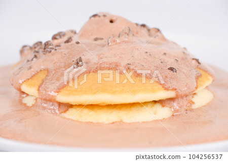 Pancake with chocolate cookie ice cream Pancake with chocolate cookie ice cream 104256537