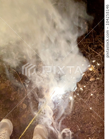 閃閃發光的煙花震撼你的心 閃閃發光的煙花震撼你的心 104258146