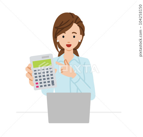 一位穿著襯衫的女士坐在辦公桌前,打開筆記本電腦,指著計算器指著你 一位穿著襯衫的女士坐在辦公桌前,打開筆記本電腦,指著計算器指著你 104258150