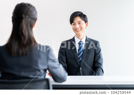 訪問 104259544