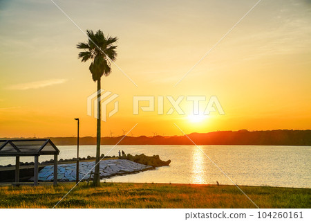 (千葉縣)銚子碼頭、屏風浦對面夜景 (千葉縣)銚子碼頭、屏風浦對面夜景 104260161