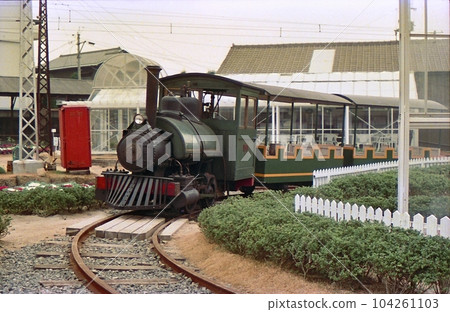1988 年保存下來的蒸汽機車 下津電鐵 岡山縣 停運線路 照片 104261103