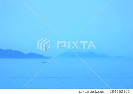 從廣島縣竹原市乘坐渡輪前往大崎上島。 從廣島縣竹原市乘坐渡輪前往大崎上島。 104262105