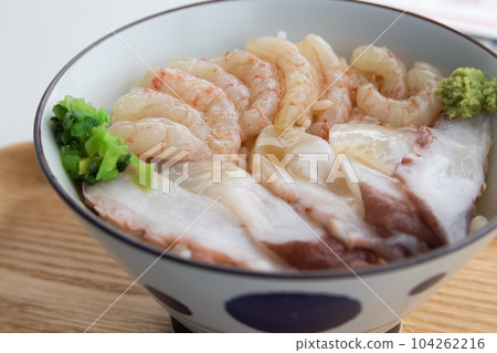 甜蝦章魚碗 甜蝦章魚碗 104262216