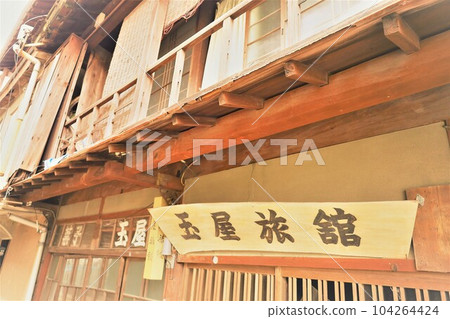 瀨戶內海的大崎上島,從廣島縣三原市乘渡輪穿過,是一座平靜、復古、懷舊的吉惠和造船島。 瀨戶內海的大崎上島,從廣島縣三原市乘渡輪穿過,是一座平靜、復古、懷舊的吉惠和造船島。 104264424