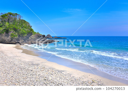 Image of the coast of Izu Peninsula and Minamiizu, landscape of white sandy beach between Kisami Ohama and Goishigahama, Shimoda City, Shizuoka Prefecture (4) Image of the coast of Izu Peninsula and Minamiizu, landscape of white sandy beach between Kisami Ohama and Goishigahama, Shimoda City, Shizuoka Prefecture (4) 104270013