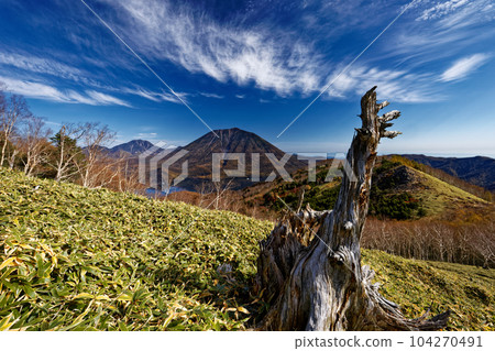 Mt. Nantai viewed from the ridge between Oku-Nikko, Mt. Shayama and Mt. Kurohigi 104270491