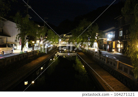 兵庫縣城崎溫泉夜景 104271121