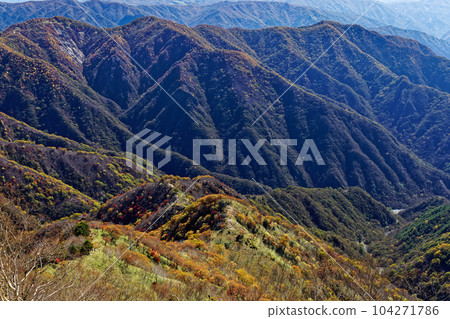 從奧日光/Shayama看到的紅葉山脈 104271786