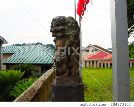 浦賀東鹿野神社的Komainu 浦賀東鹿野神社的Komainu 104273102