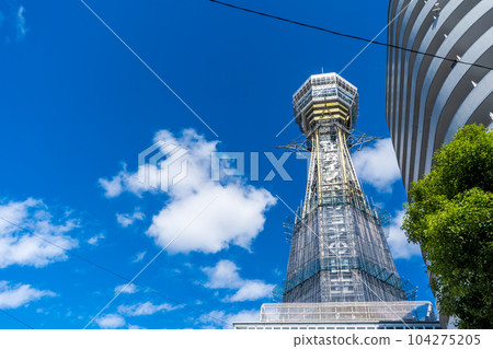 A large TV tower that symbolizes Osaka A large TV tower that symbolizes Osaka 104275205