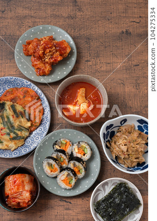 Korean Cuisine Gimbap Kimchi Yangnyeom Chicken Pancake Bulgogi Sundubu Jjigae Korean Cuisine Gimbap Kimchi Yangnyeom Chicken Pancake Bulgogi Sundubu Jjigae 104275334