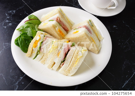 混合三明治 火腿三明治 雞蛋三明治 混合三明治 火腿三明治 雞蛋三明治 104275654
