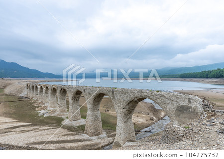 [Hokkaido] Collapse of the Taushubetsu River Bridge 104275732