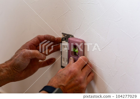 房間裝修佈線 104277029