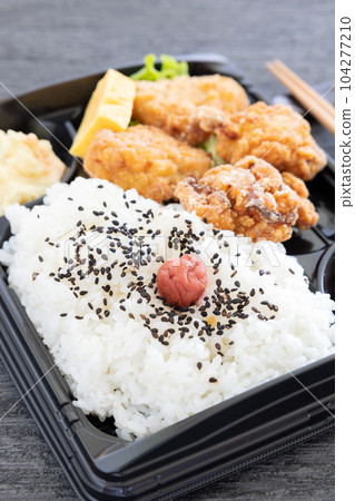 美味的炸雞午餐 美味的炸雞午餐 104277210