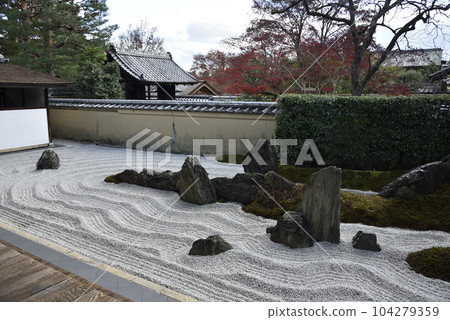Zuiho-in Temple Garden Autumn Zuiho-in Temple Garden Autumn 104279359