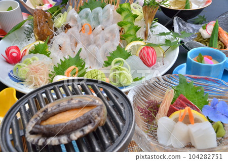 鮑魚的華麗海鮮懷石料理 鮑魚的華麗海鮮懷石料理 104282751