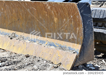 Heavy equipment attachment 104285435