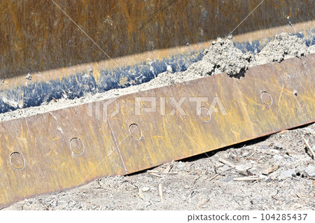 Heavy equipment attachment Heavy equipment attachment 104285437