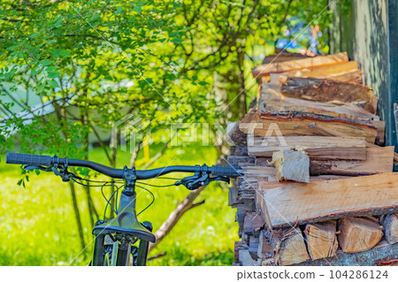 清新綠色露營地戶外形像素材 104286124