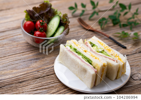 sandwich sandwich mixed sandwich sandwich sandwich mixed sandwich 104286994